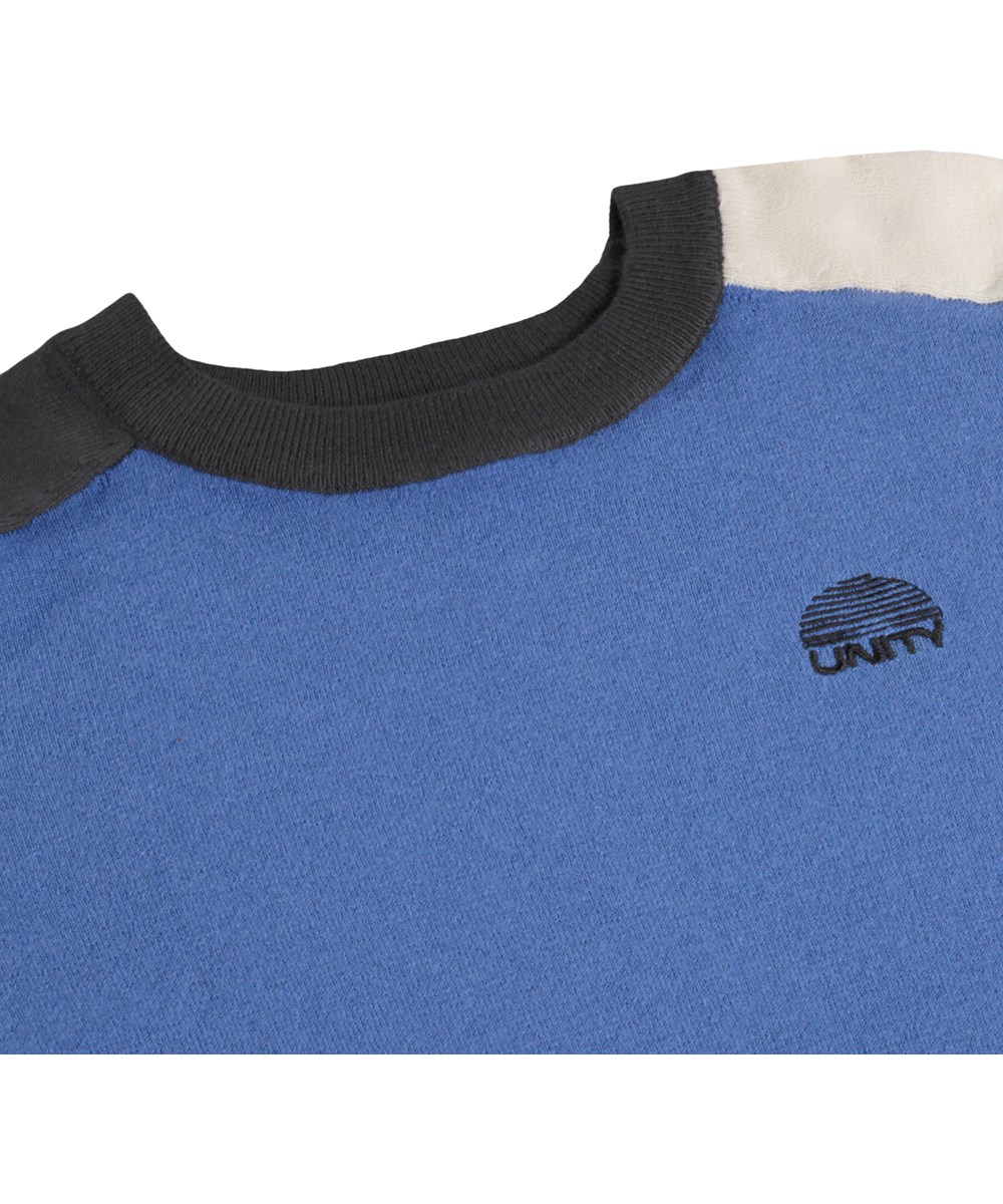 Buzzy - Colour Block - Blue jumper for children made of soft organic cotton 