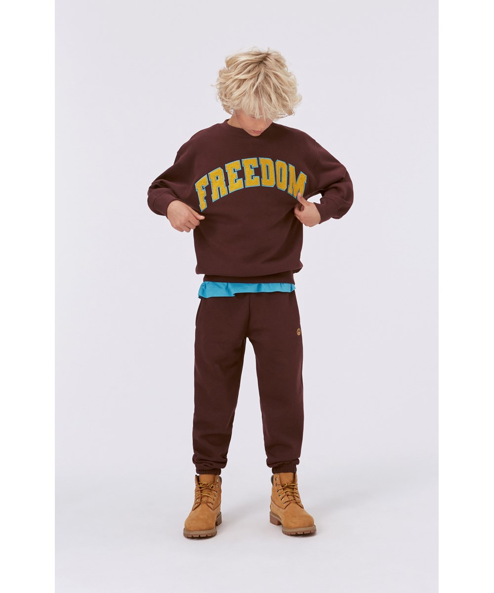 Mar - Sassafras - Bordeaux sweatshirt with FREEDOM embroidery