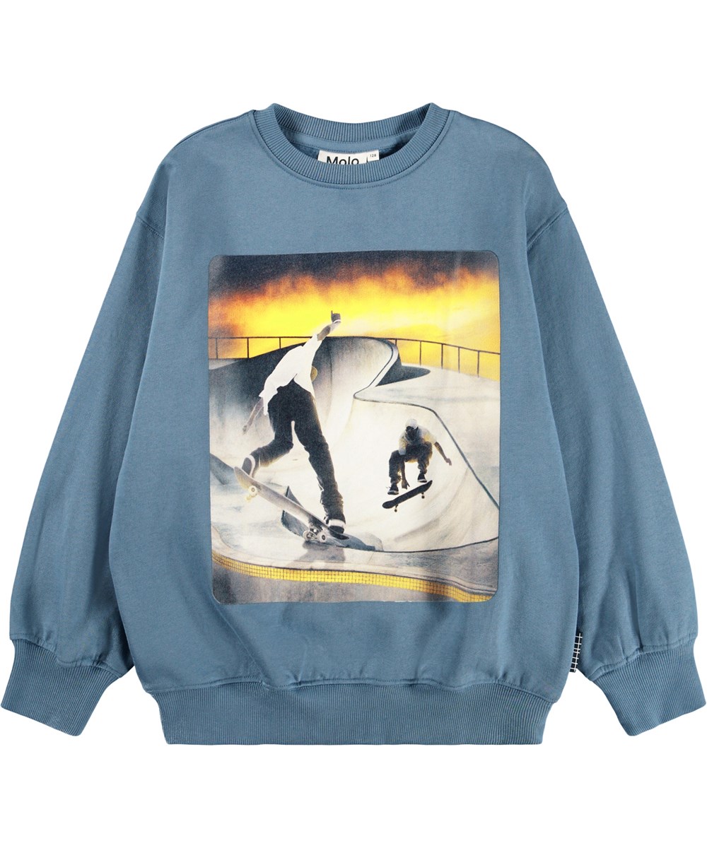 Monti - Park Skaters - Blue sweatshirt for children made of soft organic cotton with a skater print.