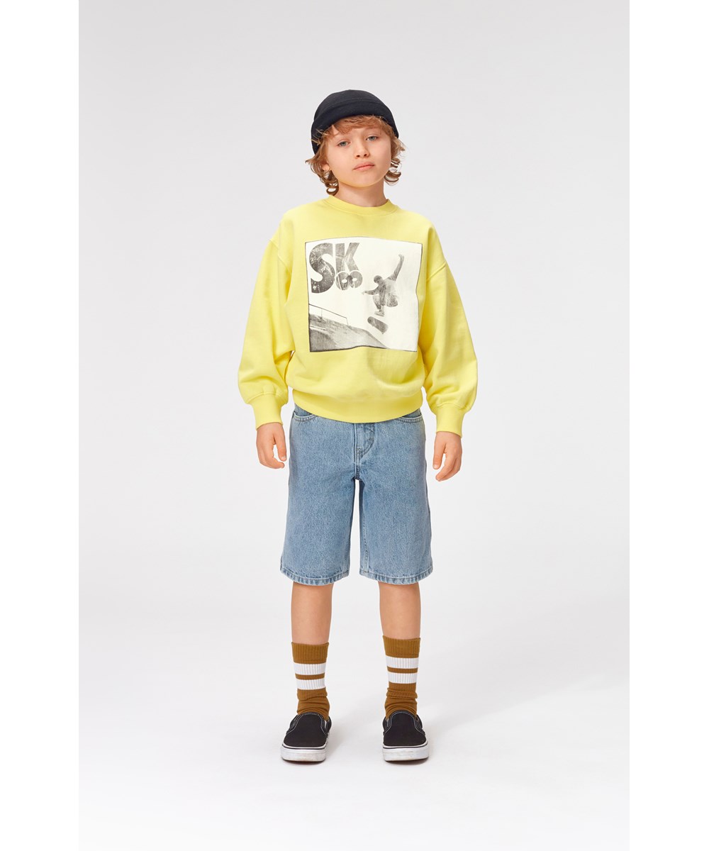 Monti - SK8 B-W - Yellow sweatshirt with SK8 print
