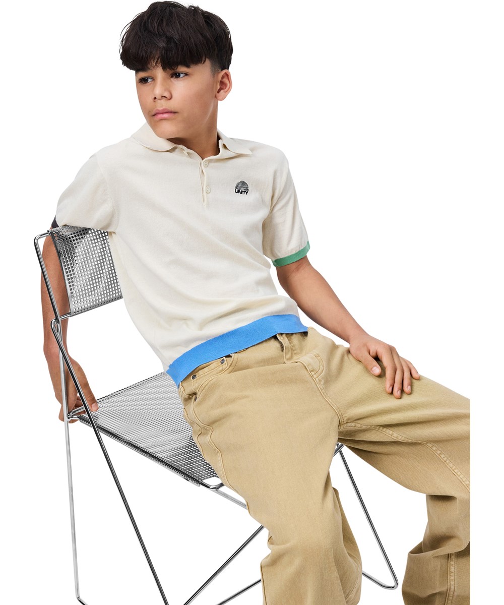 Brooks - Summer Sand - Off-white knitted polo shirt for children made of organic cotton
