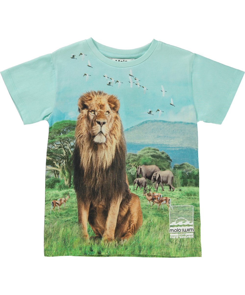 Raul - Exploring - Blue t-shirt with a print of a lion and elephants 
