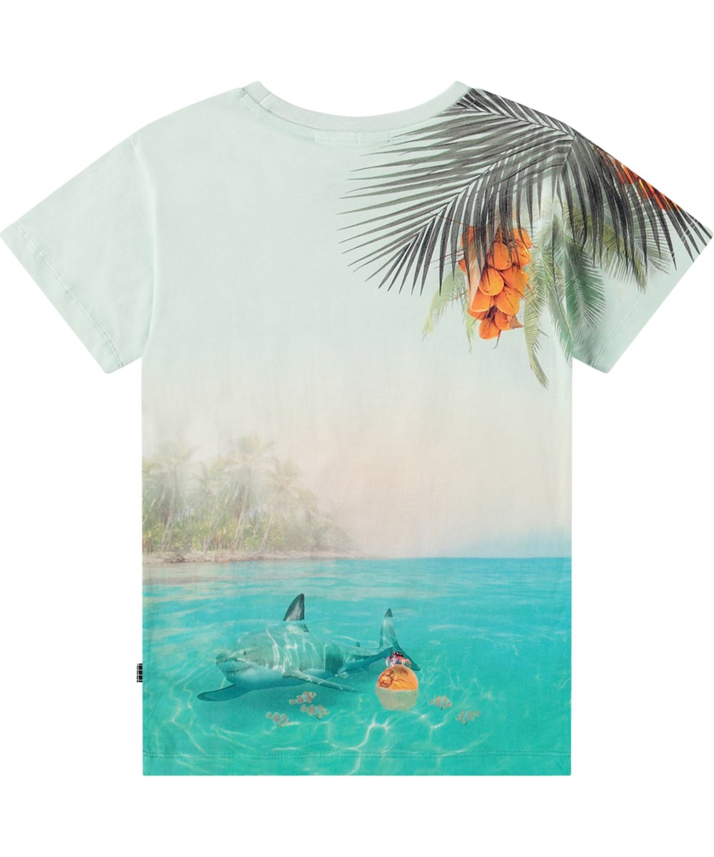 Raul - Leo On Surf - Light blue T-shirt for children made from organic cotton with short sleeves and ribbed neckline.
