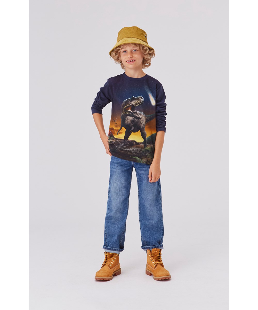 Reif - Dino Roar - Organic top with a print of dinosaur