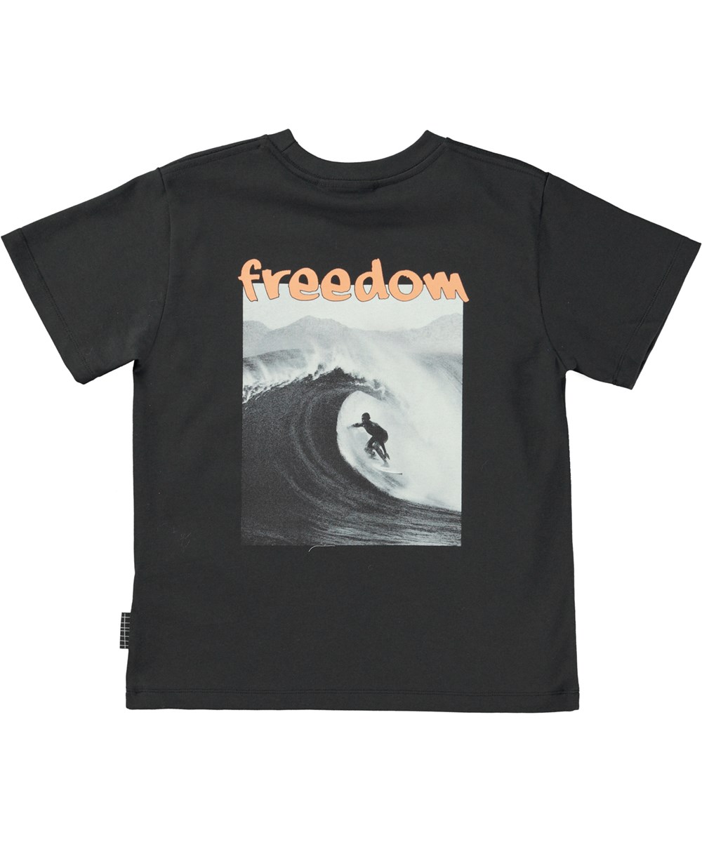 Riley - Freedom Surf - Black organic t-shirt with surfer print