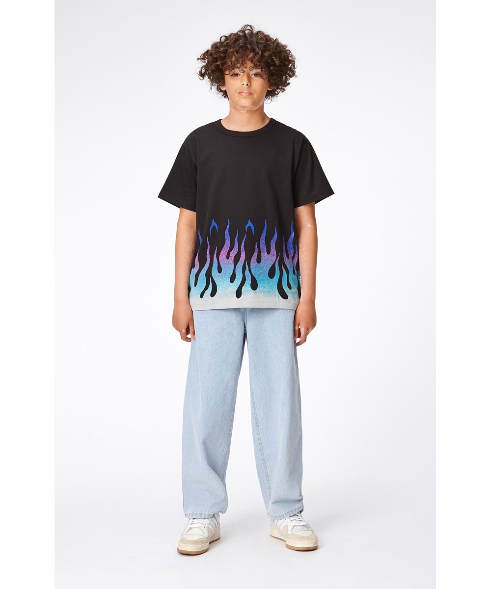 Riley - Lit - Black, organic t-shirt with placement flame print