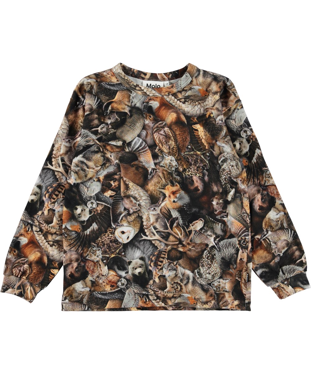 Rin - Animal Camou - Brown organic top with a print of animals