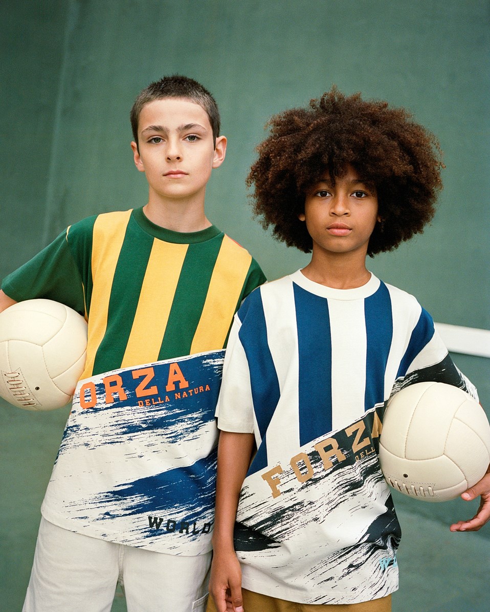 Rodney - Mash Up - Green t-shirt with print for children in organic cotton with short sleeves and ribbed neckline.