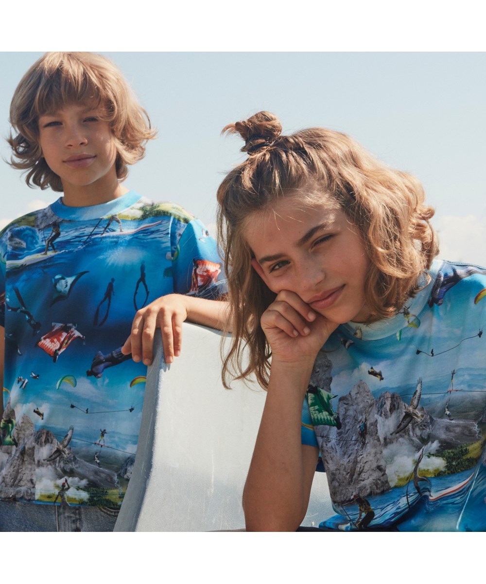 Roxo - Go Extreme - Organic t-shirt with extreme sport print