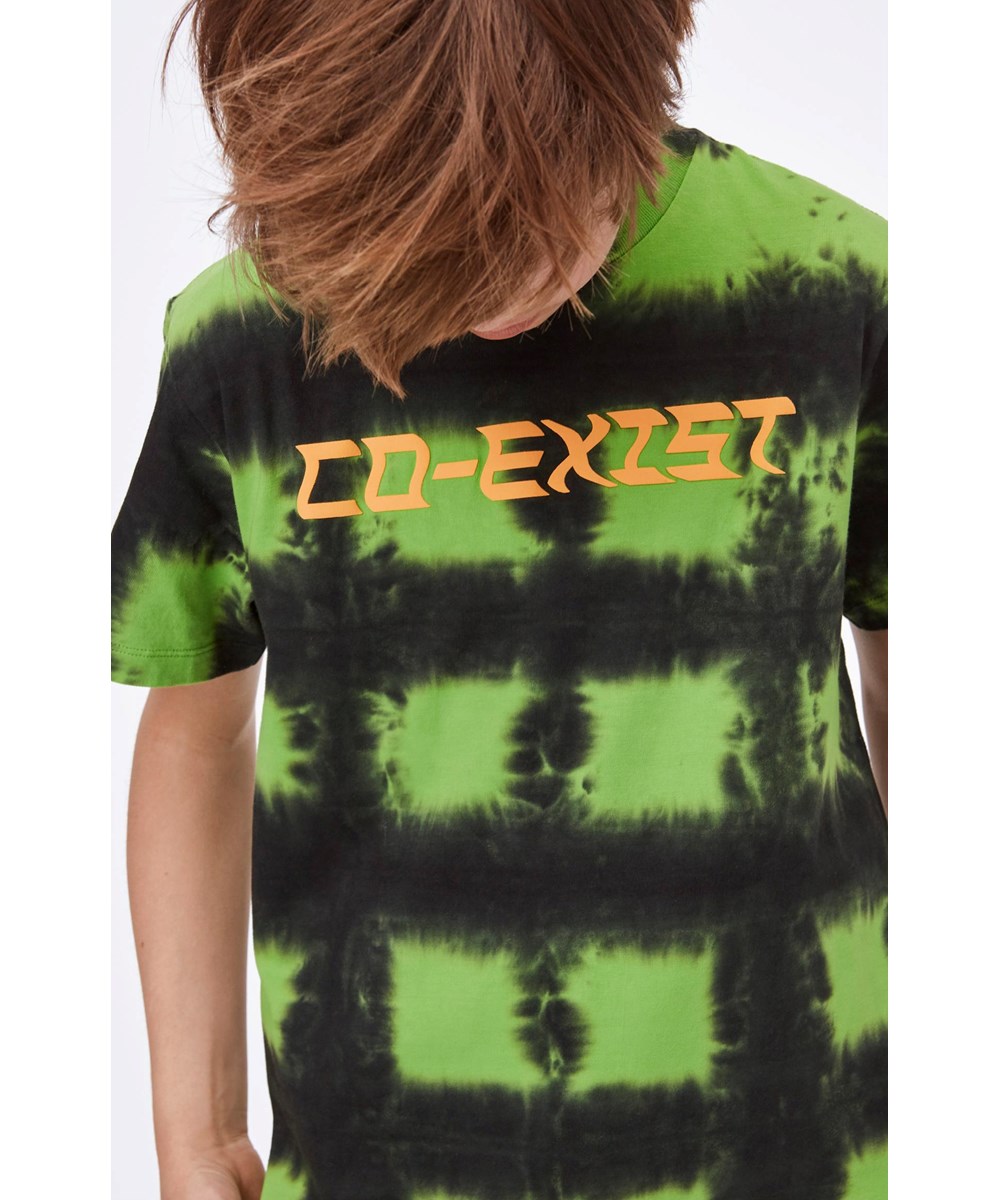 Roxo - Green Black - Black and green plaid t-shirt