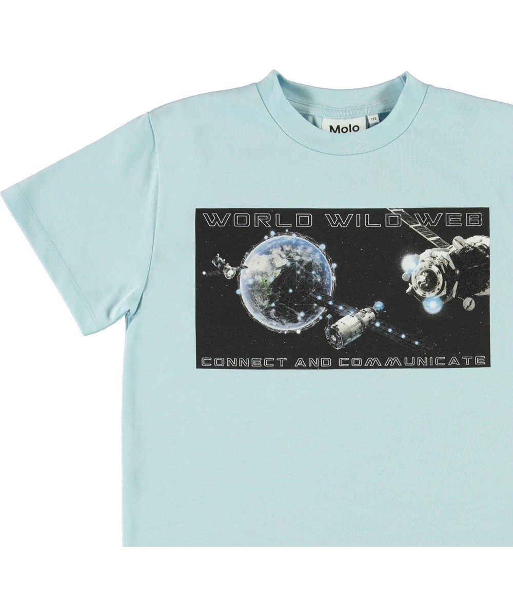 Roxo - Cool Blue - Blue organic t-shirt with satellite print