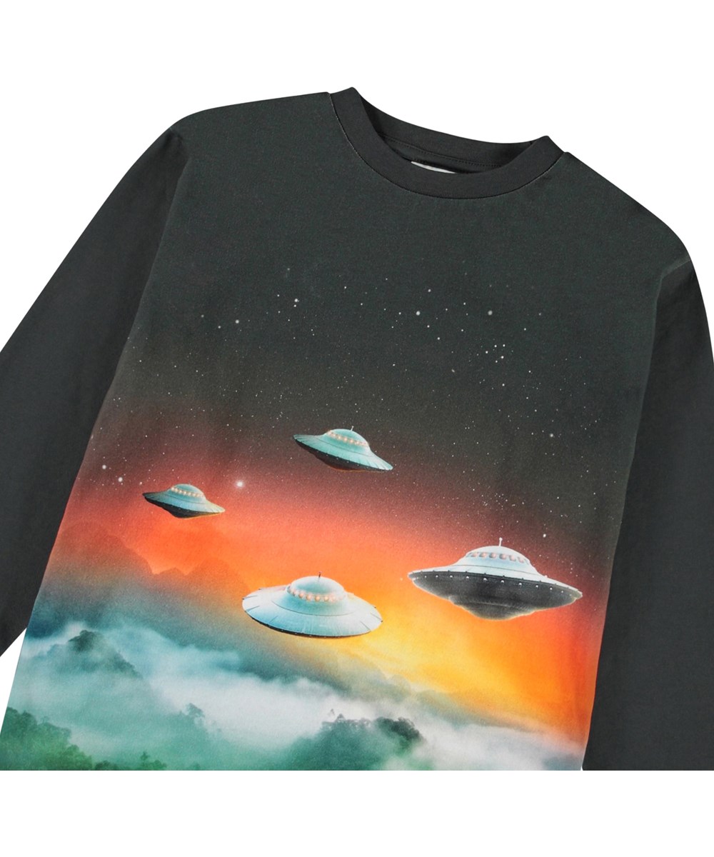 Rube - UFO Visitors - Long-sleeved top for children in organic cotton with ribbed neckline and sleeves, as well as a loose fit.