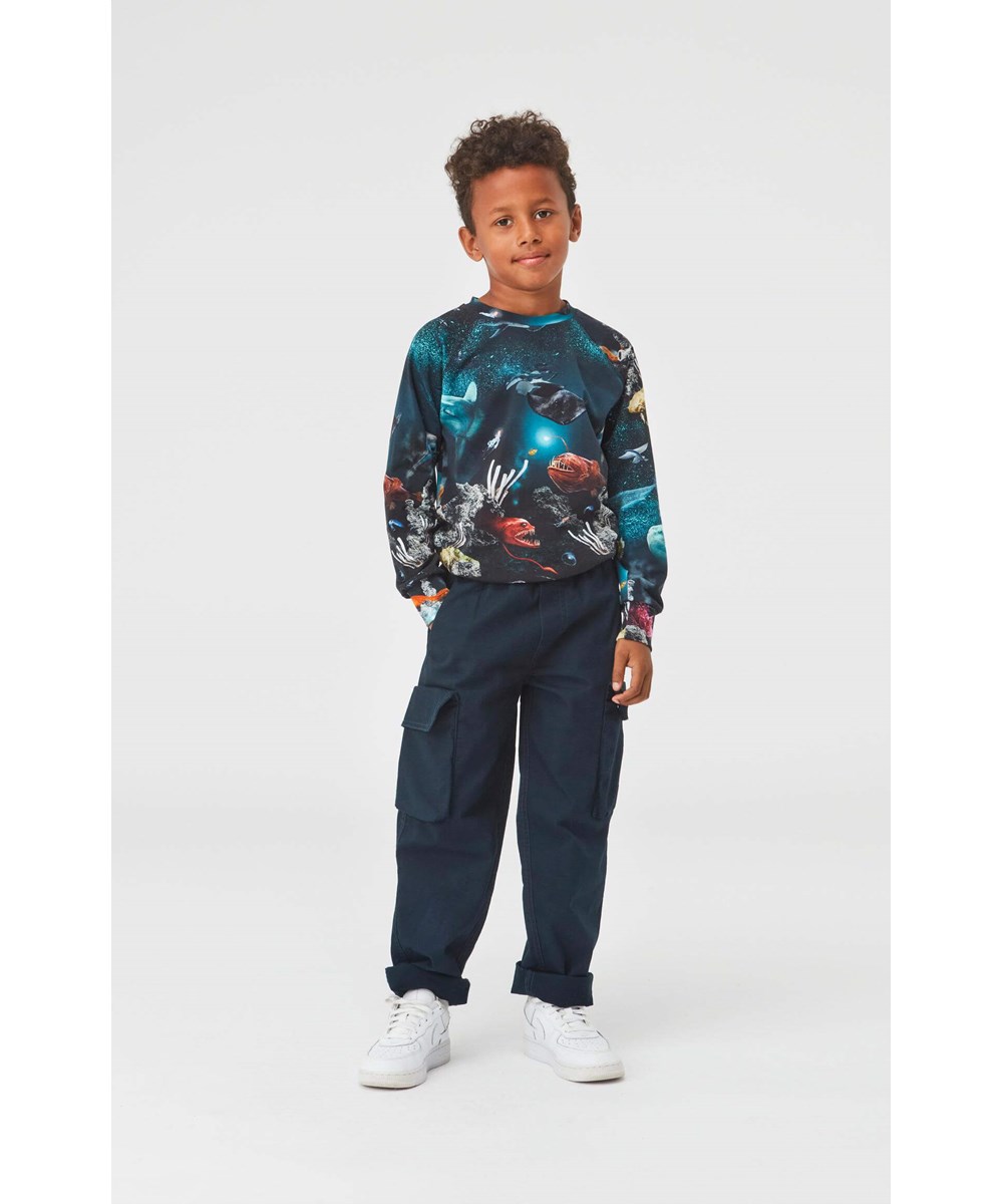 Argo - Dark Navy - Mørkeblå cargo bukser med store lommer