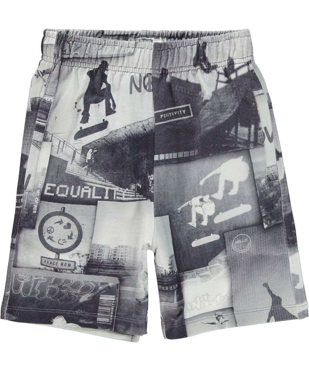 Adian - Skate Life - Økologiske shorts med skater print