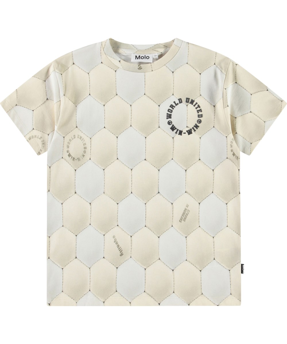 Riley - Football Calm - Beige og lysegrå t-shirt med print til børn i blødt økologisk bomuld med korte ærmer og ribkant i halsen.