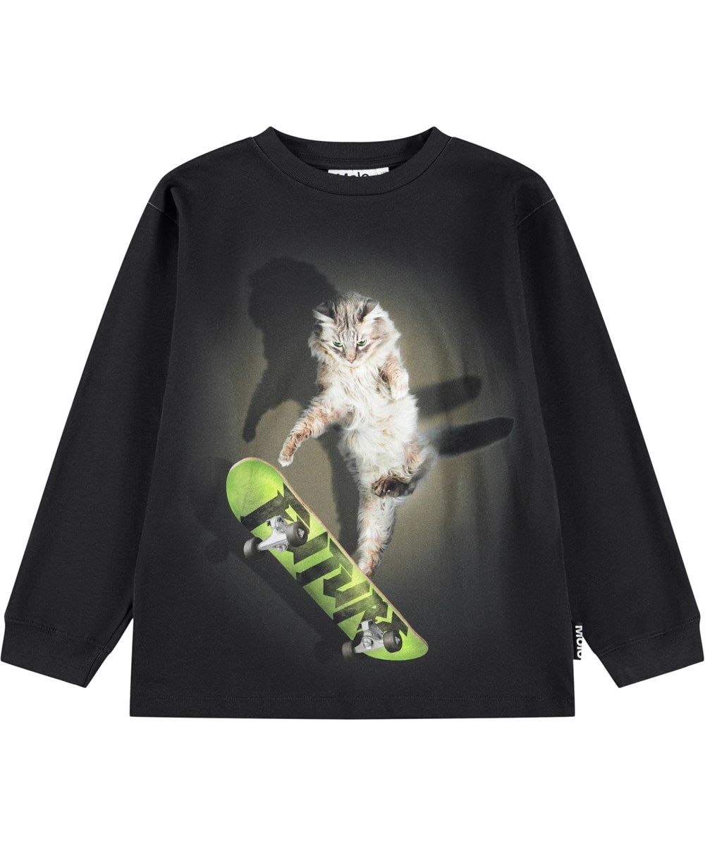 Rube - Skate Cat - Sort langærmet bluse til børn i økologisk bomuld med ribkant i hals og frontprint af en kat på skateboard.