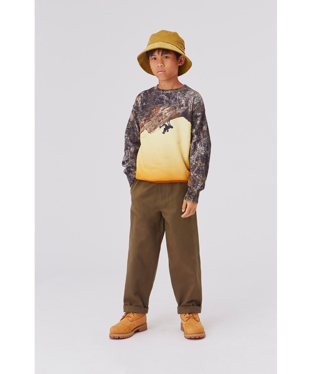 Mattis - Climber - Økologisk sweatshirt med print af klippe 