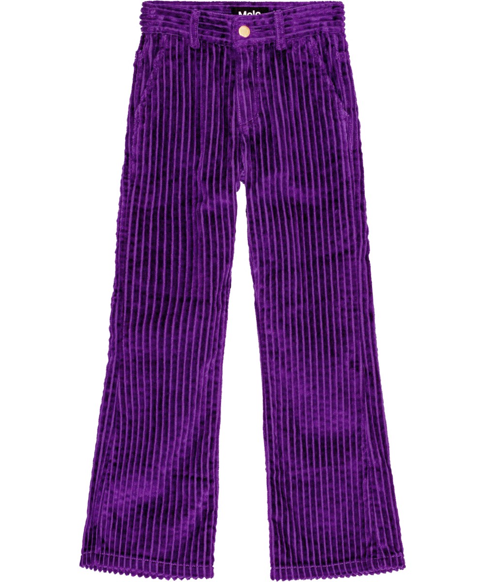 Aida - Warm Purple - Mjuka och vida lila bomullsvelourbyxor med trumpetform.