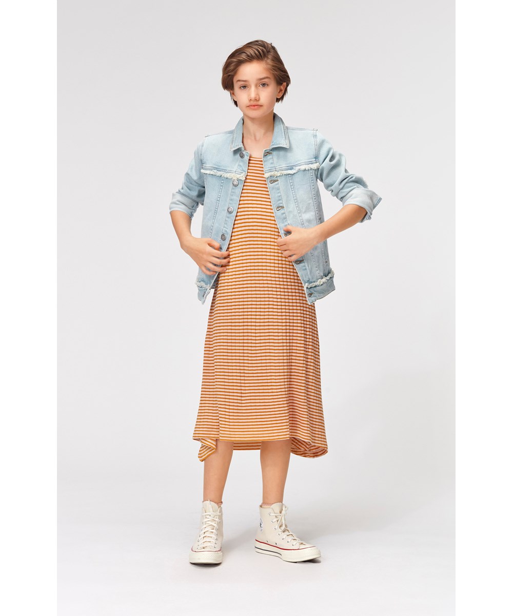 Cissy - Rose Almond Stripe - Randig ribbad linneklänning.