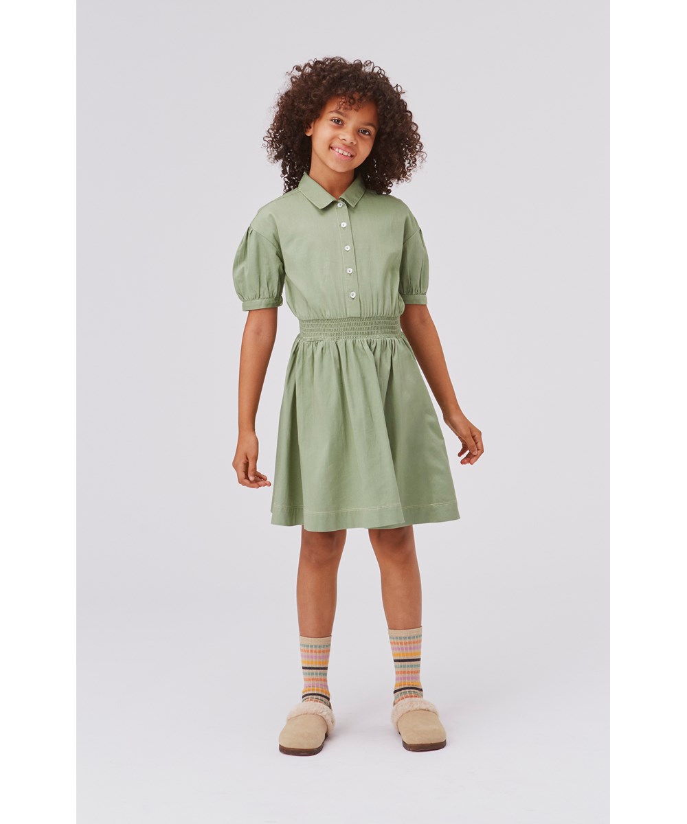 Claudette - Vintage Green - Grön skjortklänning.