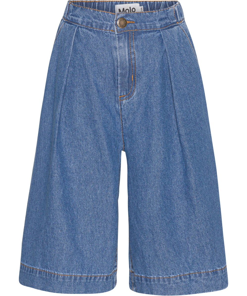 Alenna - Washed Chambrey - Knälånga jeansshorts med veck.