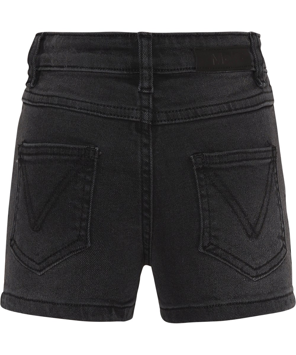 Alisha - Washed Black - Svarta jeansshorts.