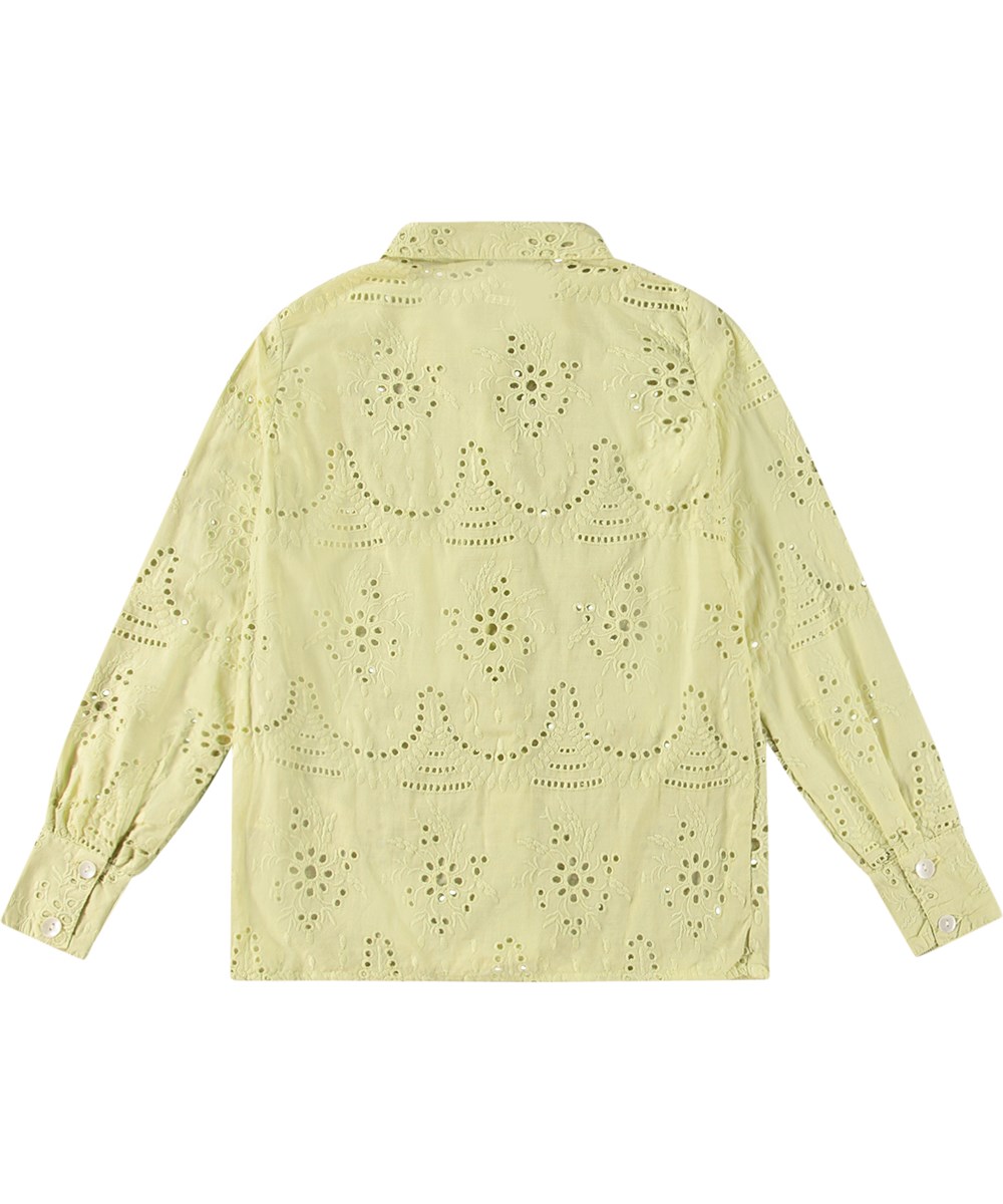 Runa - Green Tea - Dammig grön skjorta i ekologisk bomull med broderi anglaise. 