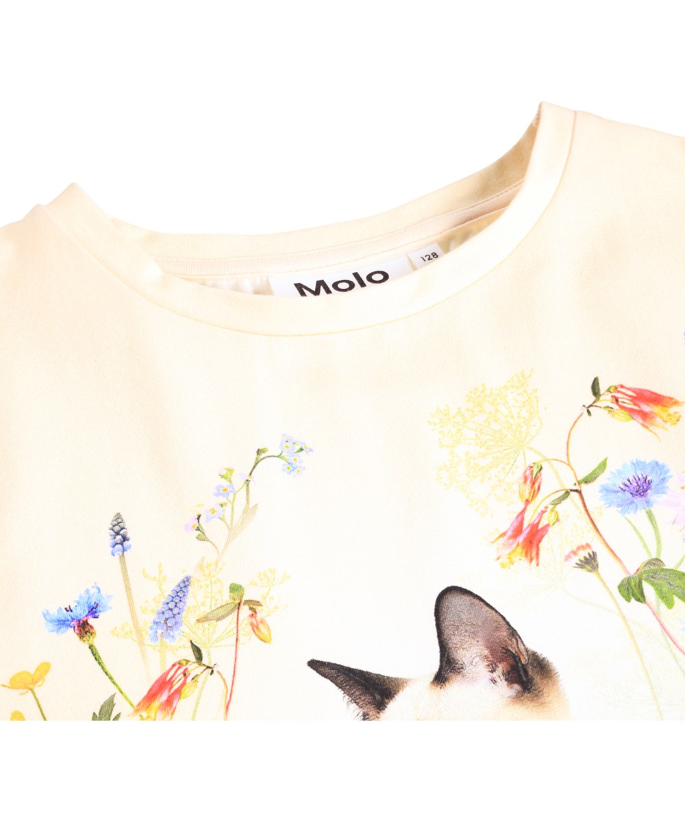Ragnhilde - Nature Bow - Off-white T-shirt för barn i ekologisk bomull med kattmotiv