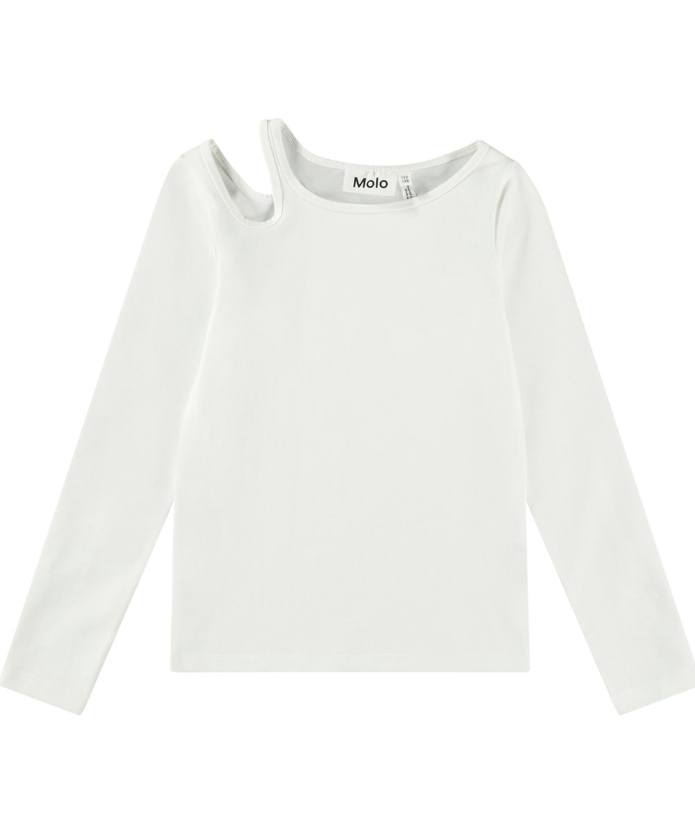 Ramona - Crisp White - Åtsittande vit långärmad topp i ekologisk bomull med en rund halsringning och öppen på höger axel.