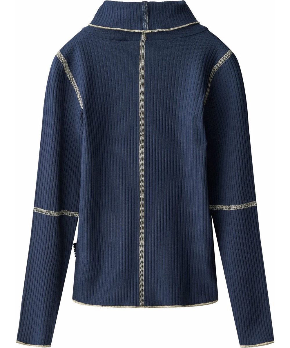 Rennie - Galaxy Blue - Mörkblå långärmad topp för barn i stretchig, mjuk viskosbomullsribbstickning med en figurnära passform, en rullkrage, råa kanter och synliga off-white sömmar.