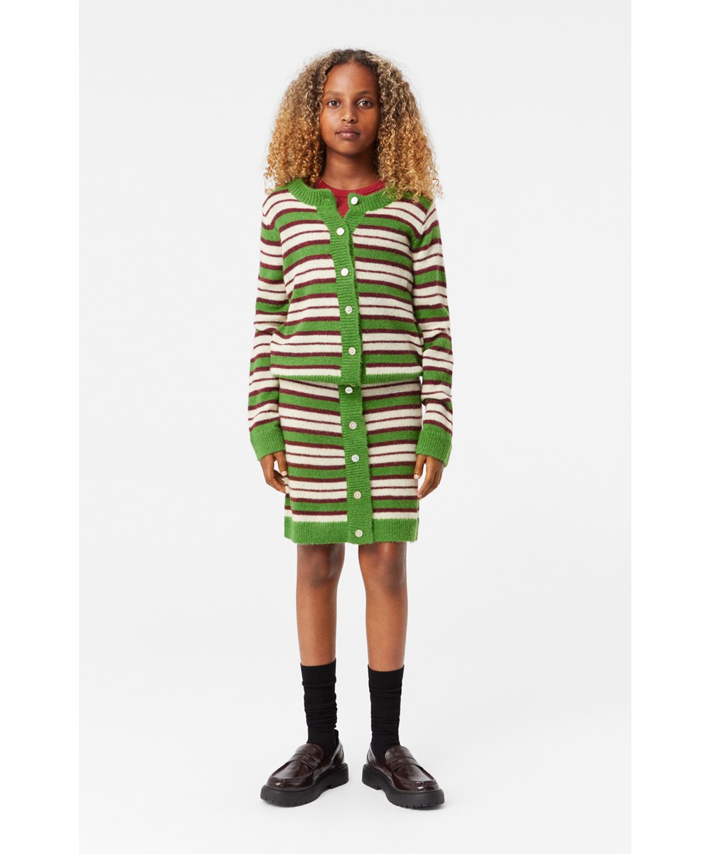 Geraldine - Dream Stripes - Mjuk kardigan i ullblandning med retro-randigt mönster och gröna ribbade kanter.