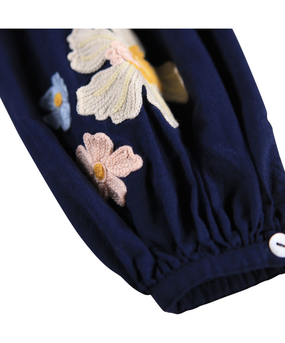 Camma - Galaxy Blue - Knee-length blue dress for children made of cotton with embroidered flowers.