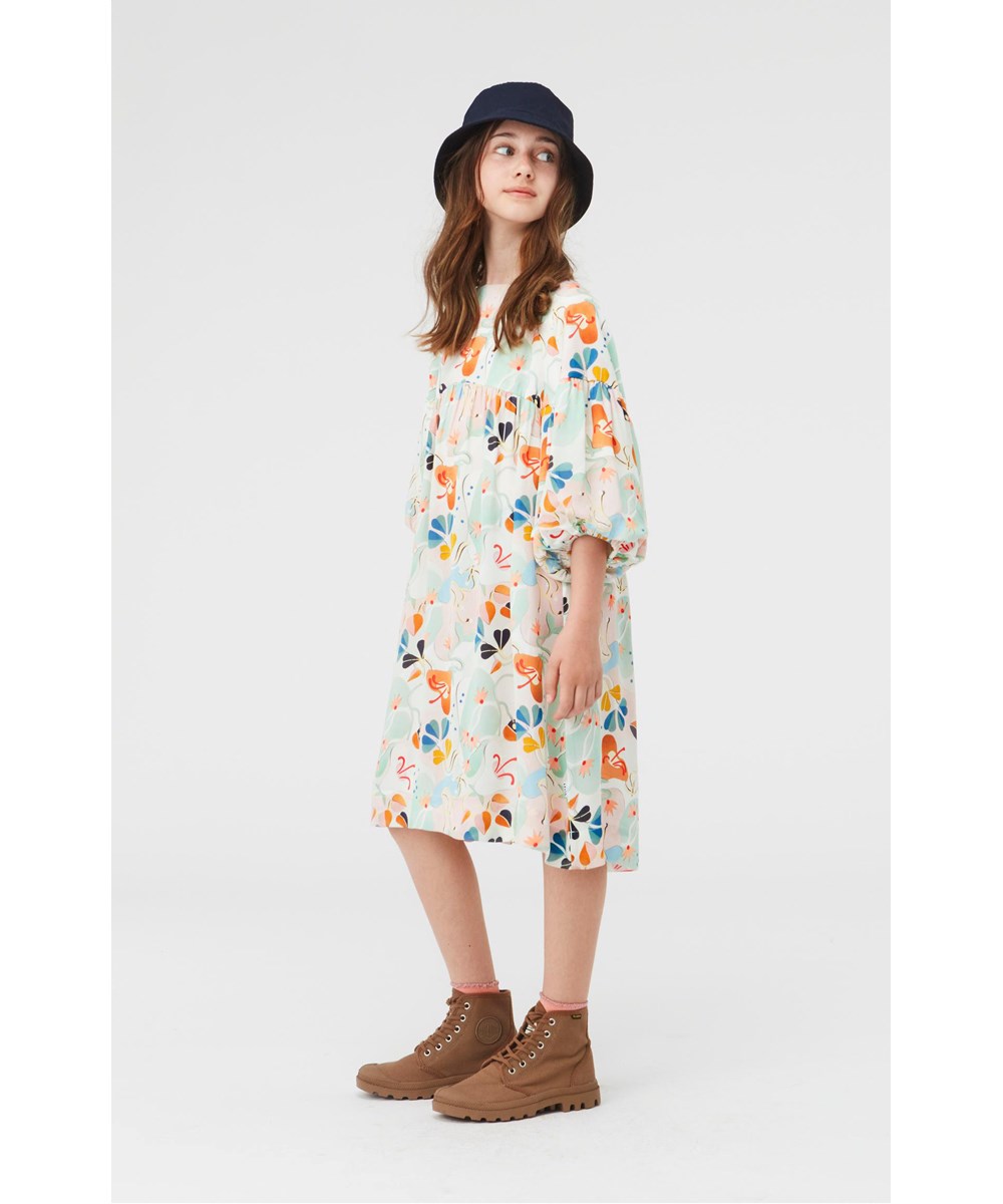 Catherine - Papercut Flowers - Pastel coloured dress with puff sleeves 