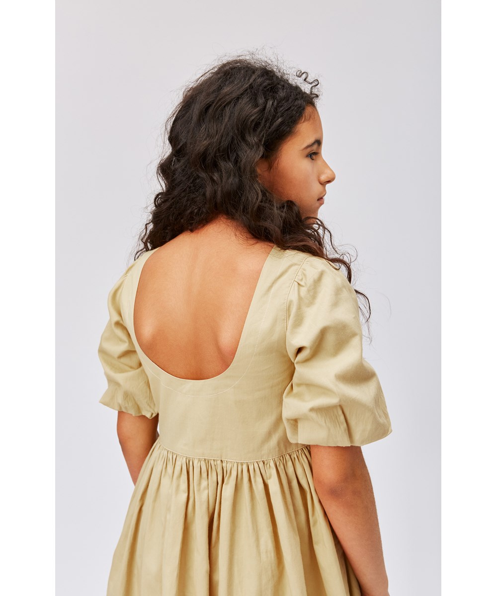 Chaka - Cardboard - Beige knee length dress in cotton