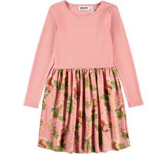 Credence Dresses
