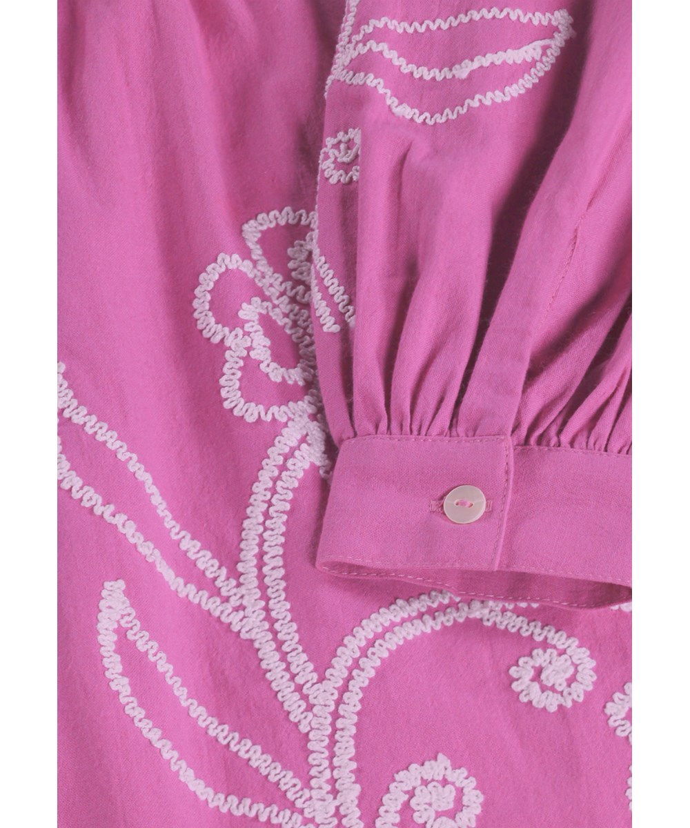 Crelo - Charisma - Purple dress for children made of organic cotton with an embroidery 