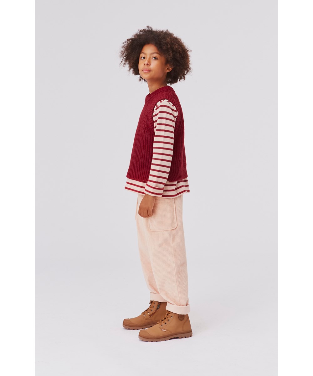 Alfia - Fluffy Rose - Pink corduroy trousers