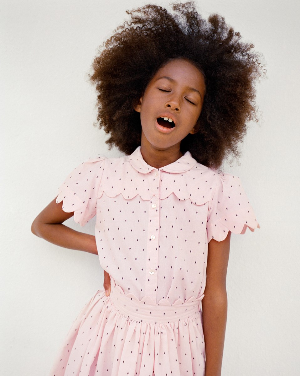 Ronda - Charlotte Pink - Loose pink shirt in soft organic cotton with collar and puff sleeves.