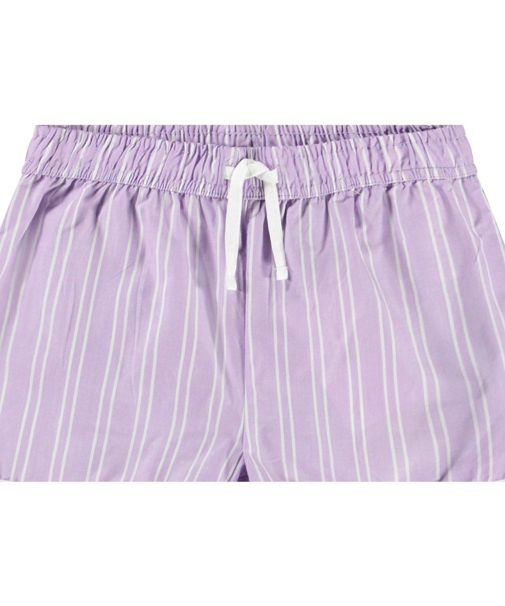 Aja - Purple Rail Stripe - Shorts in organic cotton for children. Striped in light purple and white.