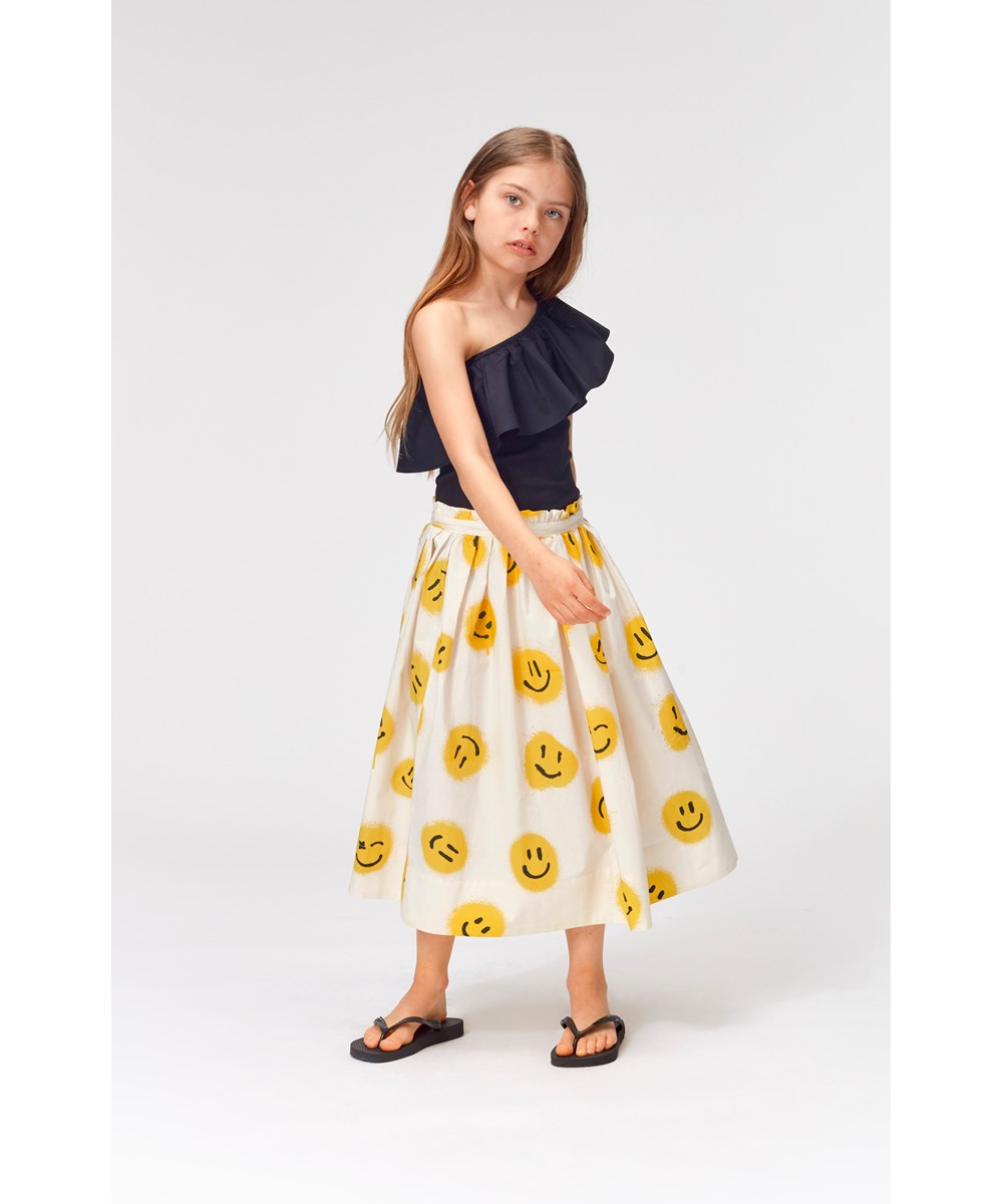 Brisa - Happy Together - Long white skirt with an emoji print 