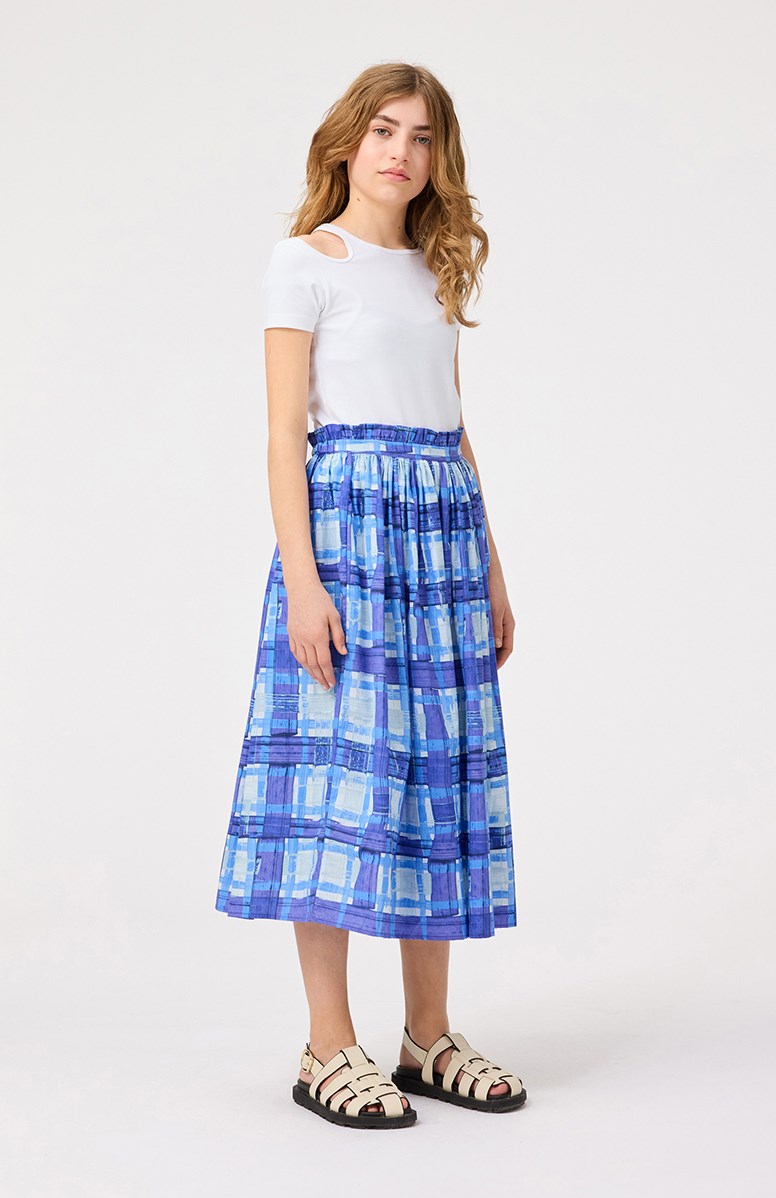 Brisali - Blue Checks - Blue checkered knee-length skirt in organic cotton for children.