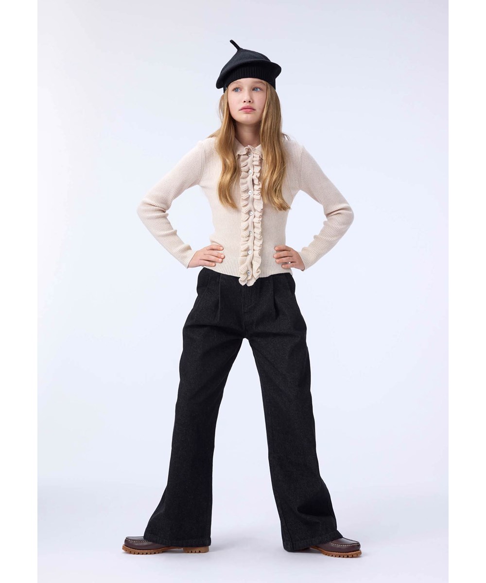 Gamora - Buttercream - Lovely off-white fitted cardigan for children made of a wool and cotton blend.