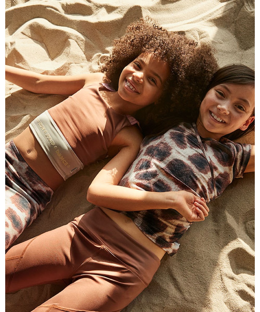 Oliva - Coco Bean - Brown sports top with pink straps