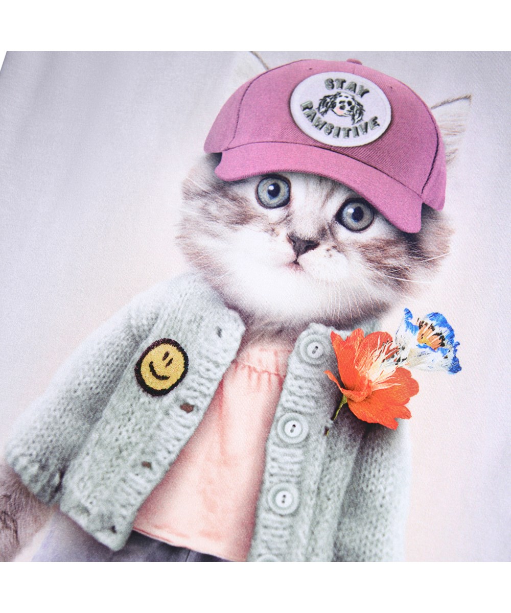 Ragnhilde - Kitty Miauu - Purple, short-sleeved t-shirt for children made of organic cotton with a front print of a cat in Molo clothing.