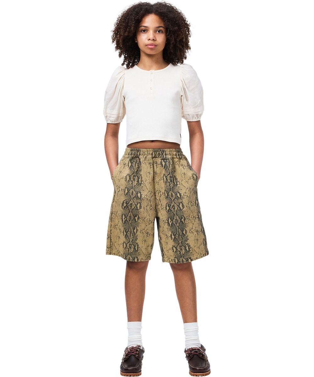 Rawna - Pearled Ivory - Off-white cropped T-shirt for children made of organic cotton
