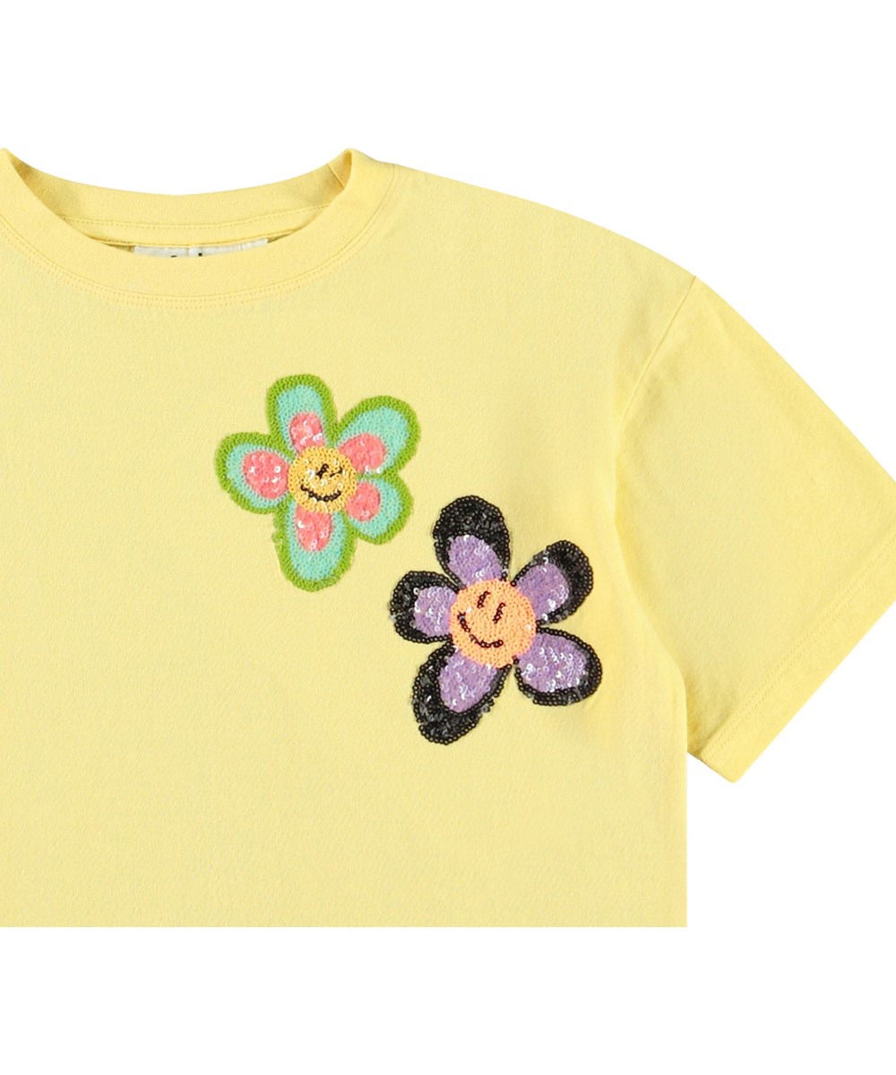 Reinette - Friendly Flowers - Yellow t-shirt with sequin embroidery for children in soft organic cotton and ribbed neckline.