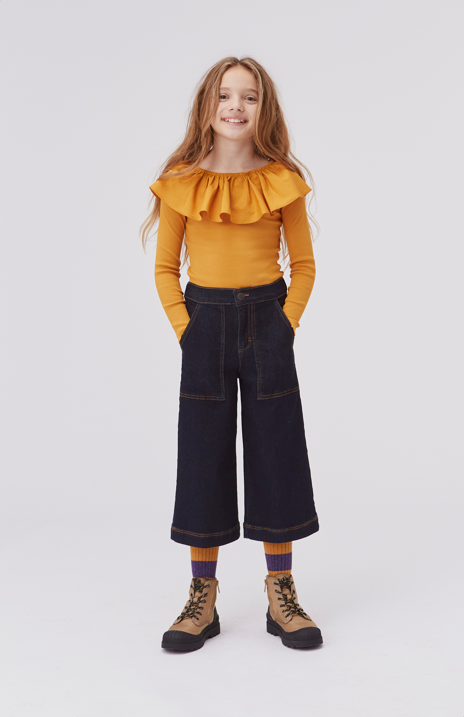 Renate - Old Gold - Golden organic top with ruffle collar - Molo