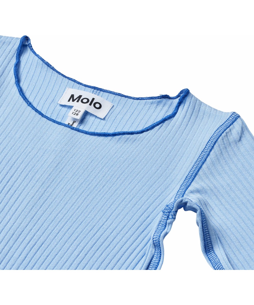 Ryba - Day Sky - Light blue long-sleeved top for children in soft ribbed viscose with a close-fitting cut and round neck.