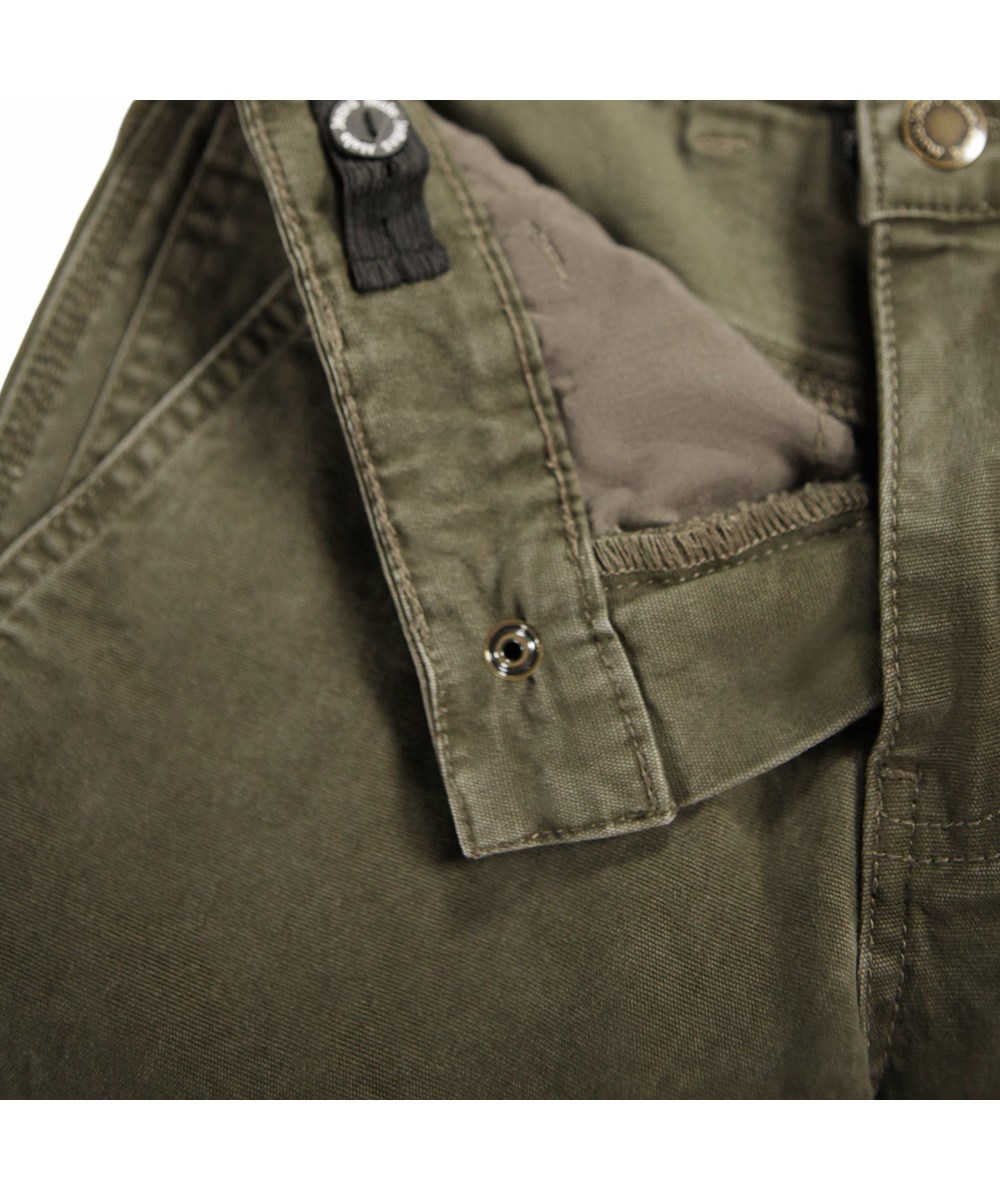 Alfred - Vegetation Wash - Groene wijde canvas kinderbroek gemaakt van katoen met stiksels.