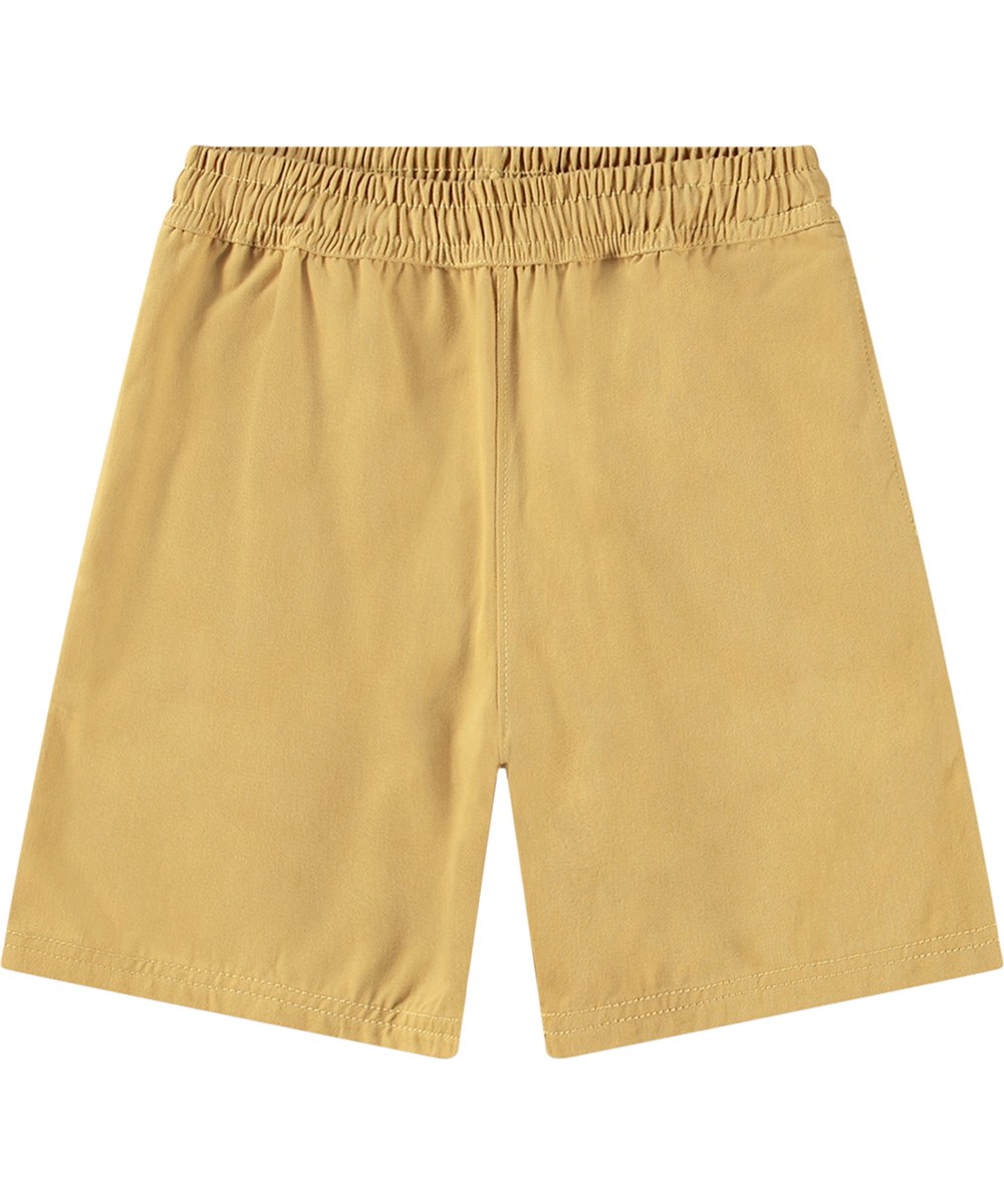 Amal - Praire Sand - Okergele short met een normale pasvorm gemaakt van biologisch katoen met een elastische tailleband.